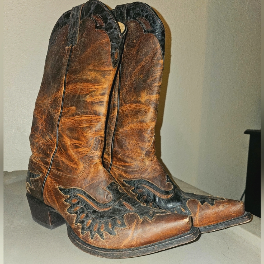 MOONSHINE SPIRIT MEN'S 9 EAGLE OVERLAY WESTERN BOOTS - Snip toe